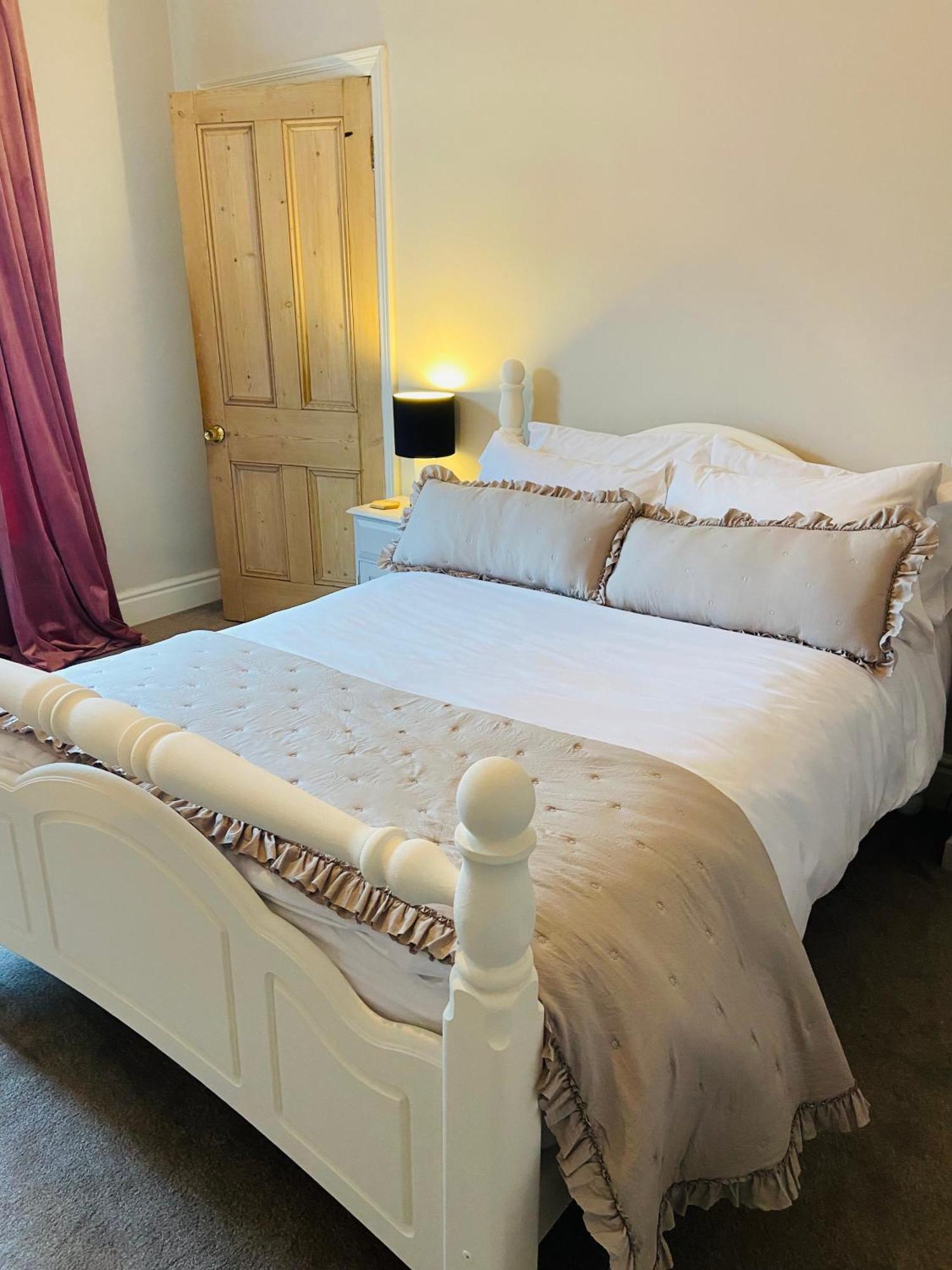 Sherwood House Villa Матлок Екстериор снимка